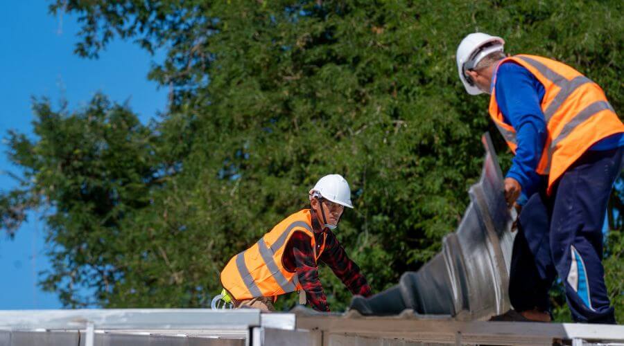 Professional Flat Roofing Installation in Bidwell, OH